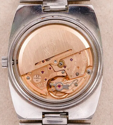Calibre Omega 1012 automatique vintage