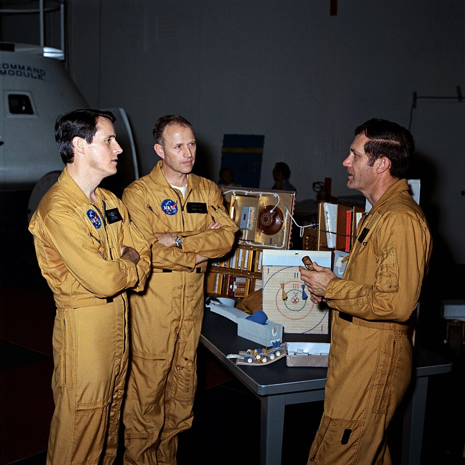 L'équipage de Skylab 4 à l'entraînement : Gerald Carr, Edward Gibson et William Pogue