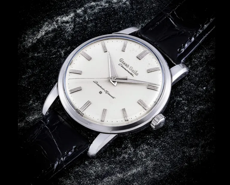 Grand Seiko van de eerste generatie, referentie J14070 uit 1960, zilveren wijzerplaat "Chronometer Diashock 25 Jewels"
